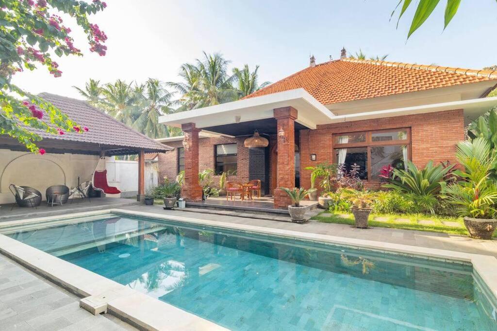 Dani Private Villa - 2Br Private Pool Villa In Tejakula North Bali Gretek Exterior photo